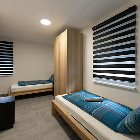 Daire Zimmervermietung Projektentwicklungs Gmbh 3 *