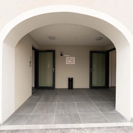 Zimmervermietung Projektentwicklungs Gmbh 3 Διαμέρισμα