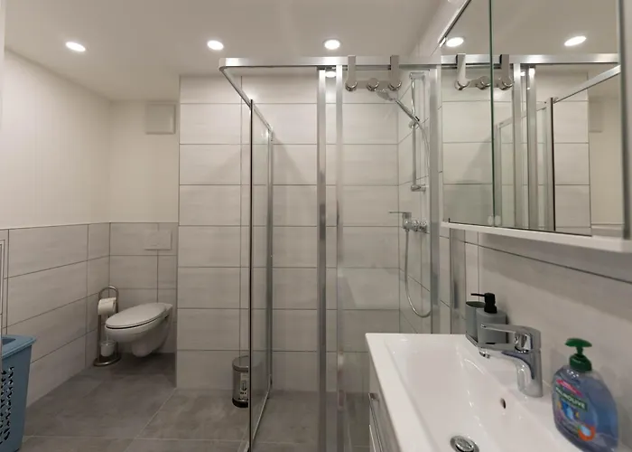 Zimmervermietung Projektentwicklungs Gmbh 3 *