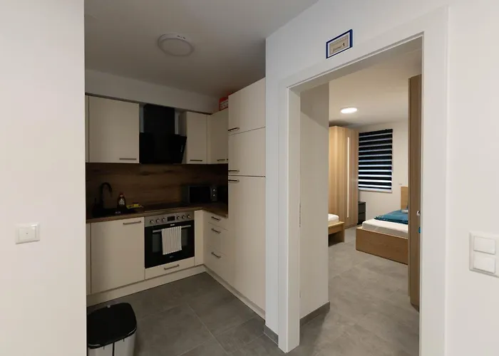 Zimmervermietung Projektentwicklungs Gmbh 3 *