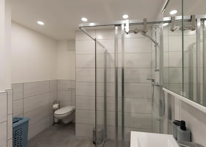 Zimmervermietung Projektentwicklungs Gmbh 3 * Ranshofen