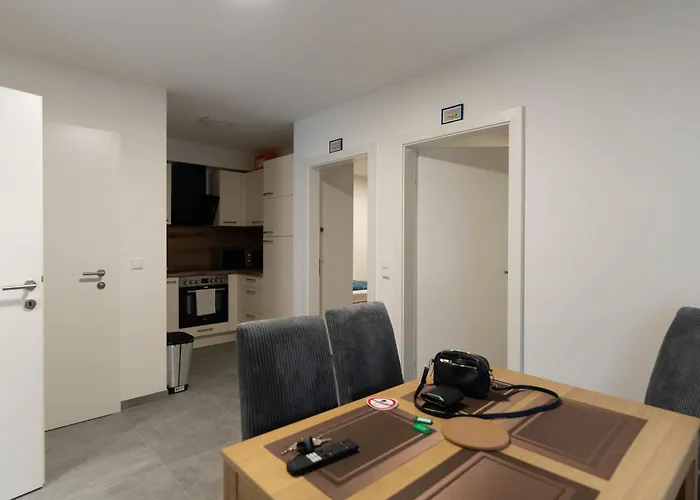 Zimmervermietung Projektentwicklungs Gmbh 3 Διαμέρισμα